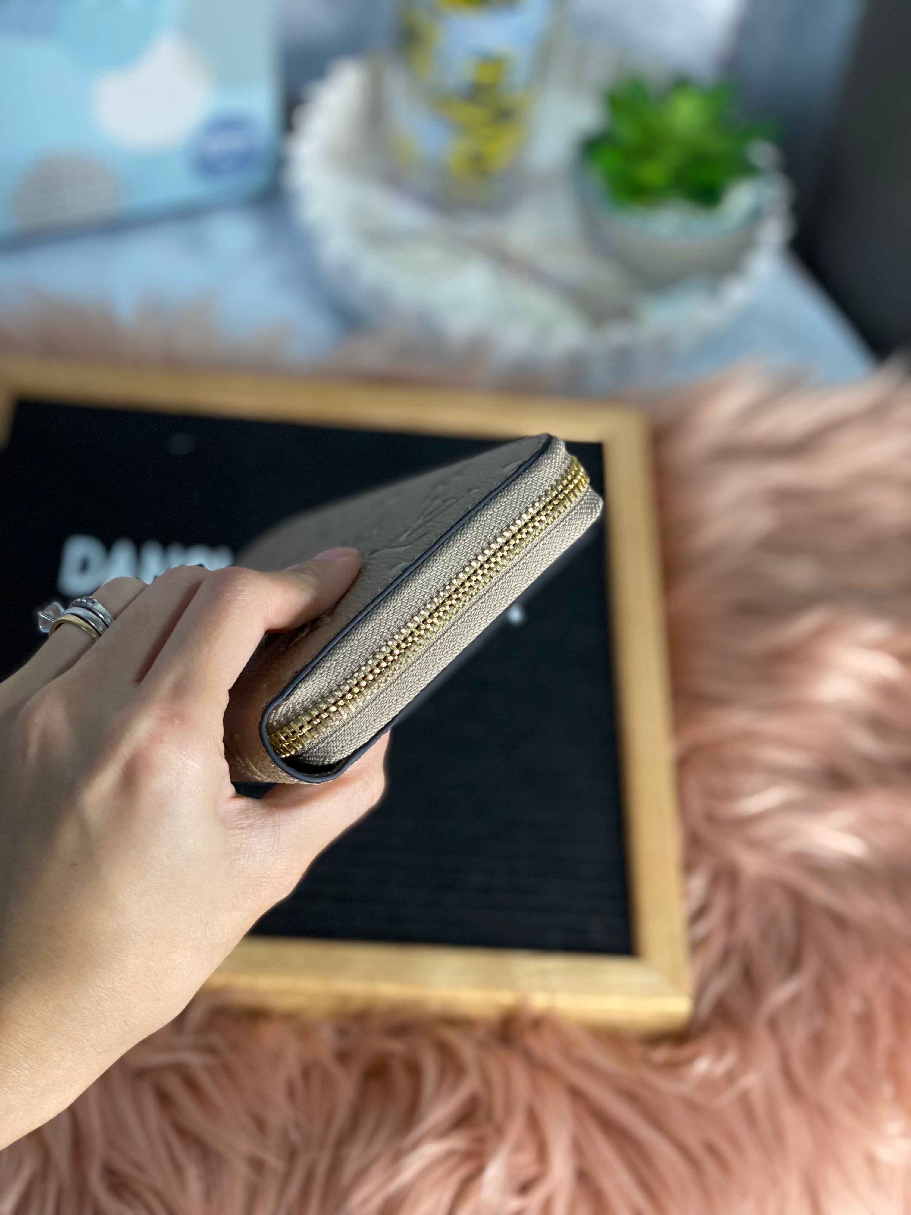 TOP Louis Vuitton LV LV Zippy Wallet Empreinte - Turtle Dove