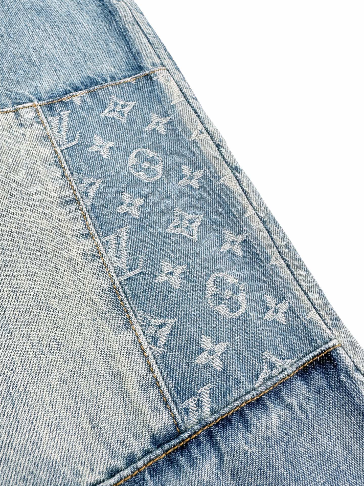 LOUIS VUITTON 标识拼接牛仔裤