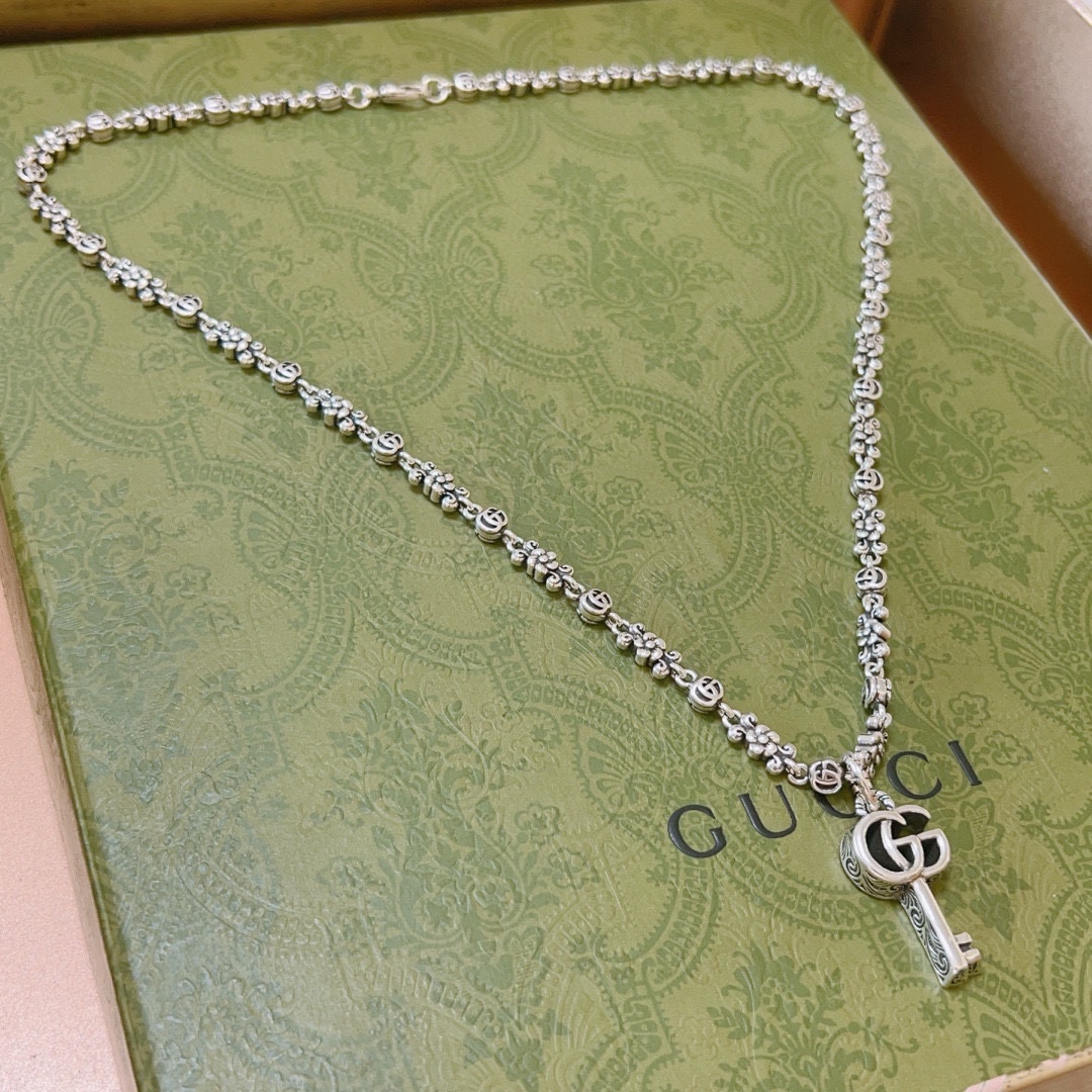 TOP GUCCI Anger Forest Necklace