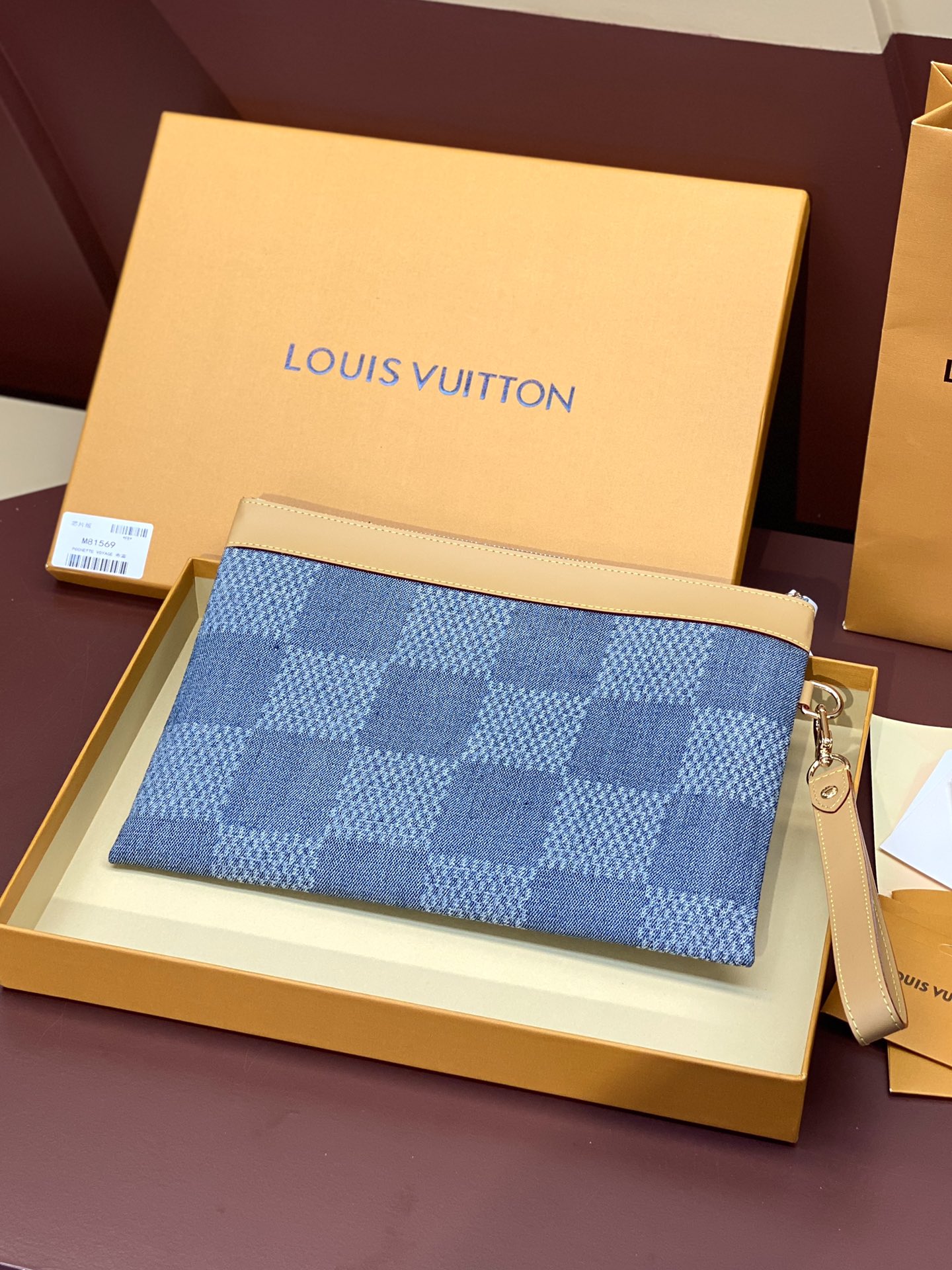 TOP Louis Vuitton LV LV Pochette To-Go Clutch Bag 30x21.5x1cm - Blue