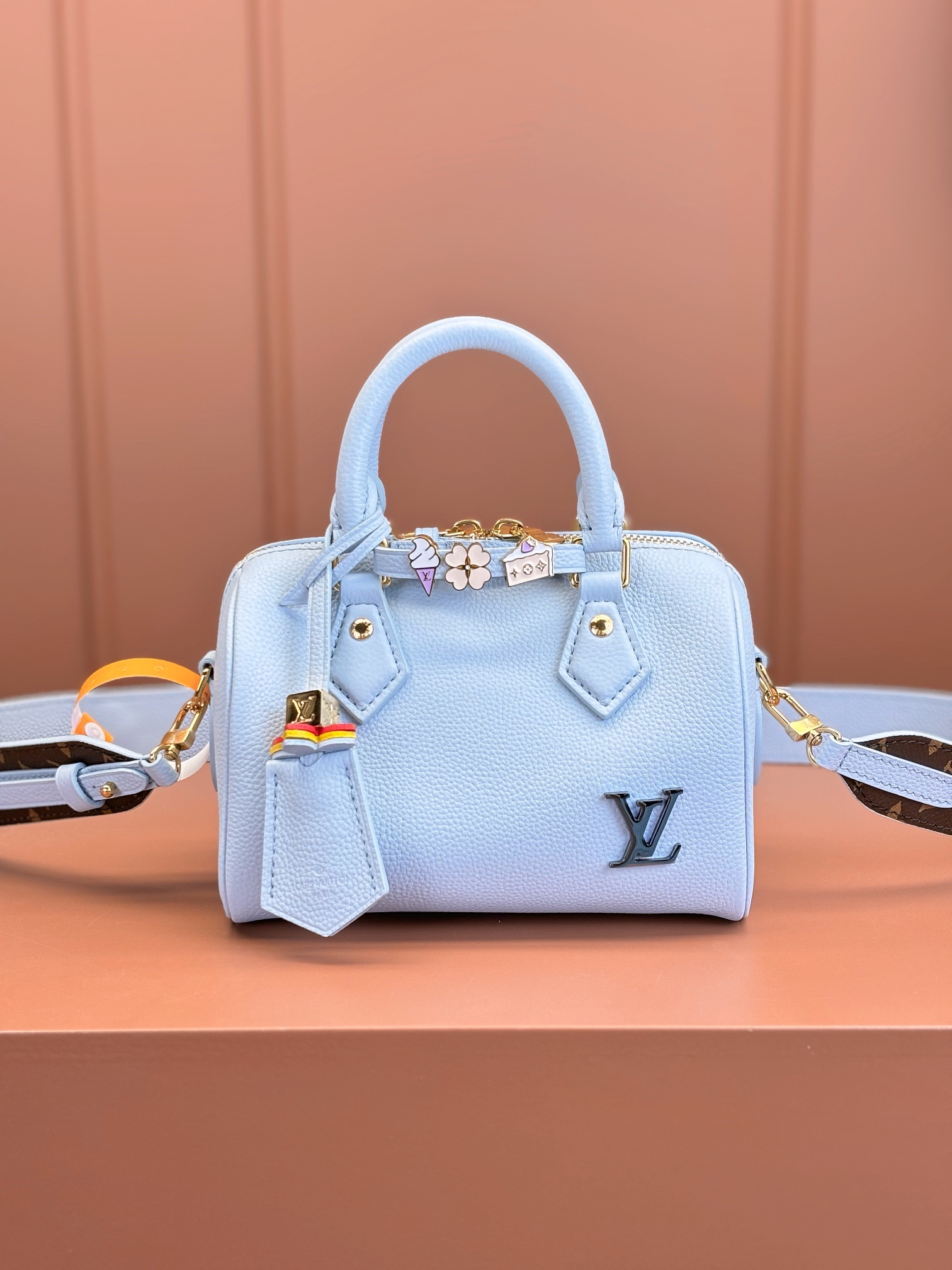 TOP Louis Vuitton LV SPEEDY BANDOULIÈRE 18  Bag 18x12x10cm - Blue