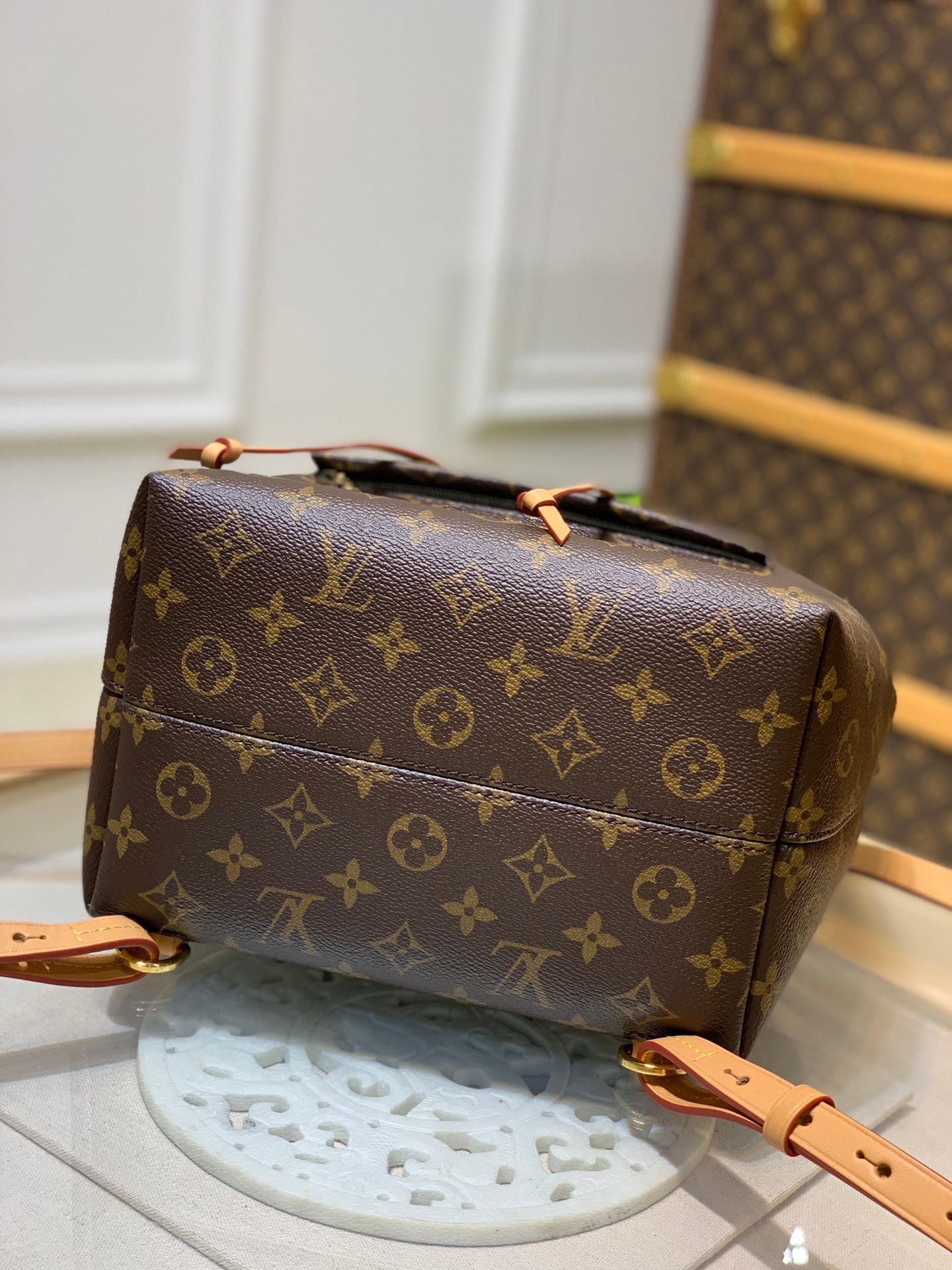 TOP Louis Vuitton LV Backpack Montsouris Monogram PM 27.5 x 33 x 14CM-Brown