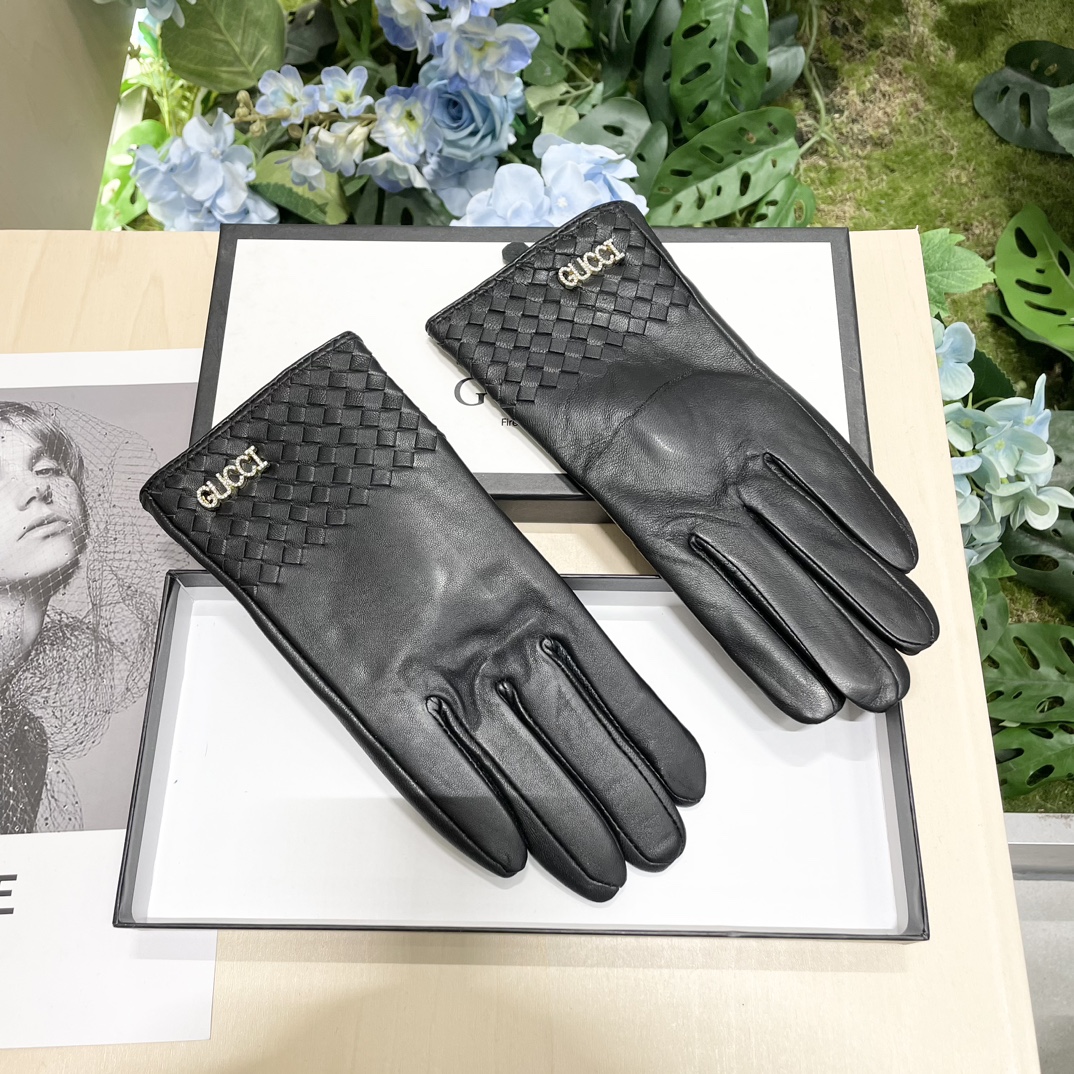 TOP GUCCI Women's  Gloves - Black