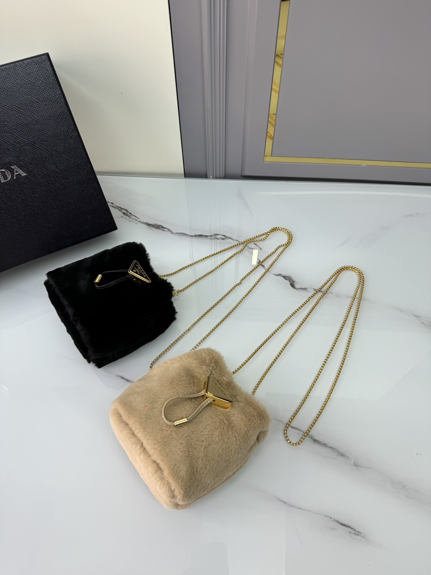 TOP PRADA Bucket Bag Wool & Leather Mini 9x9.5x6cm - Black