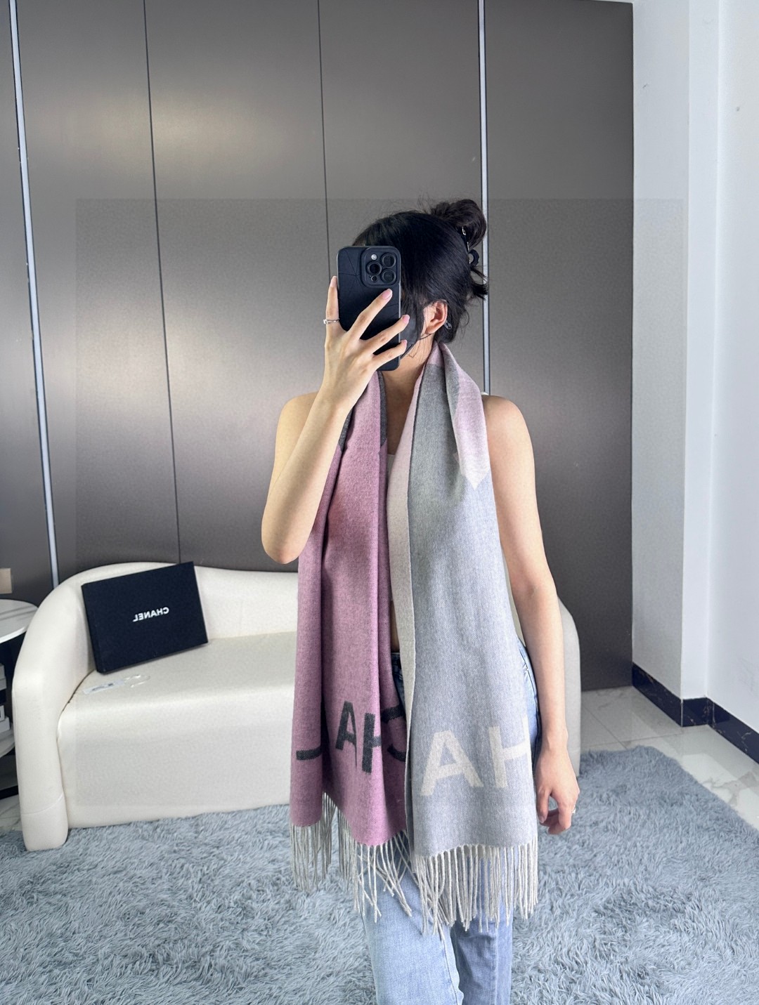 TOP CHANEL Cashmere Scarf 70 x 180 cm
