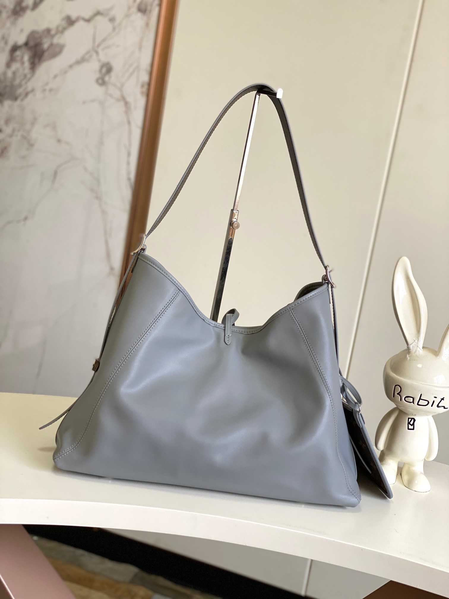 TOP Louis Vuitton LV  Carryall Dark MM Bag 39 x 30 x 15 cm -Grey