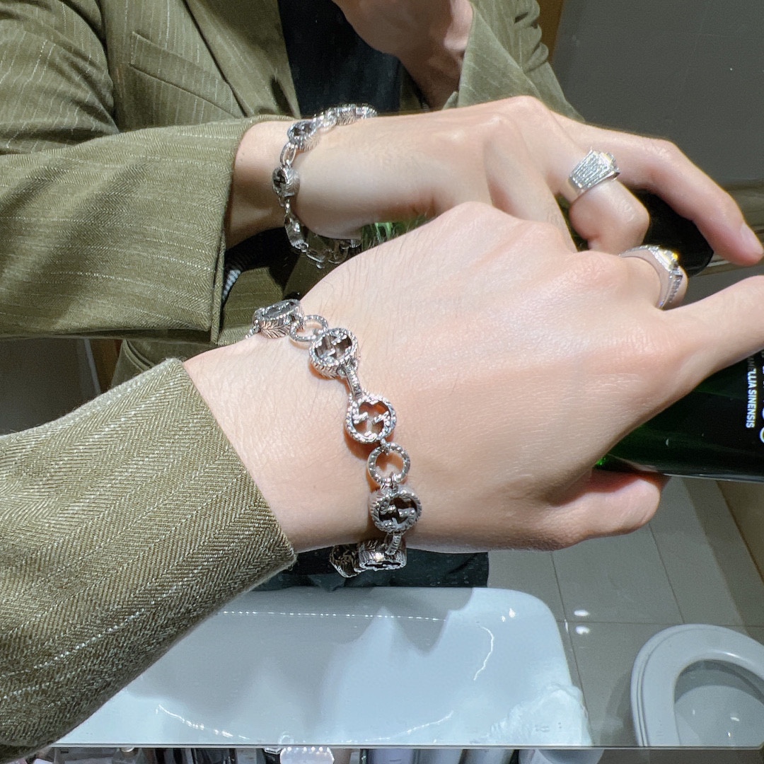 TOP GUCCI Bracelet - Silver