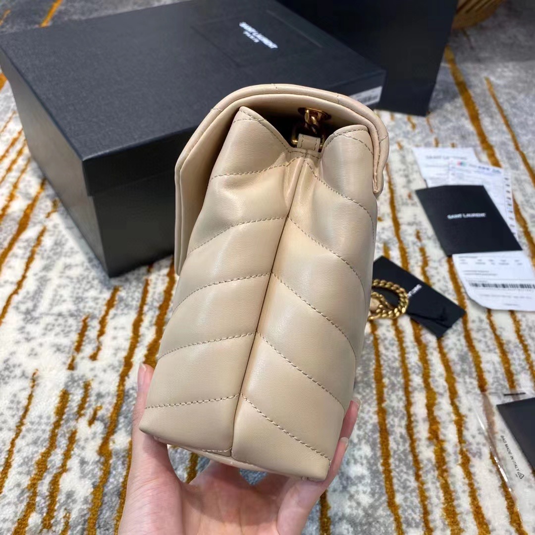 TOP Yves Saint Laurent YSL Lou Lou Bag Small 25cm - Beige & GHW