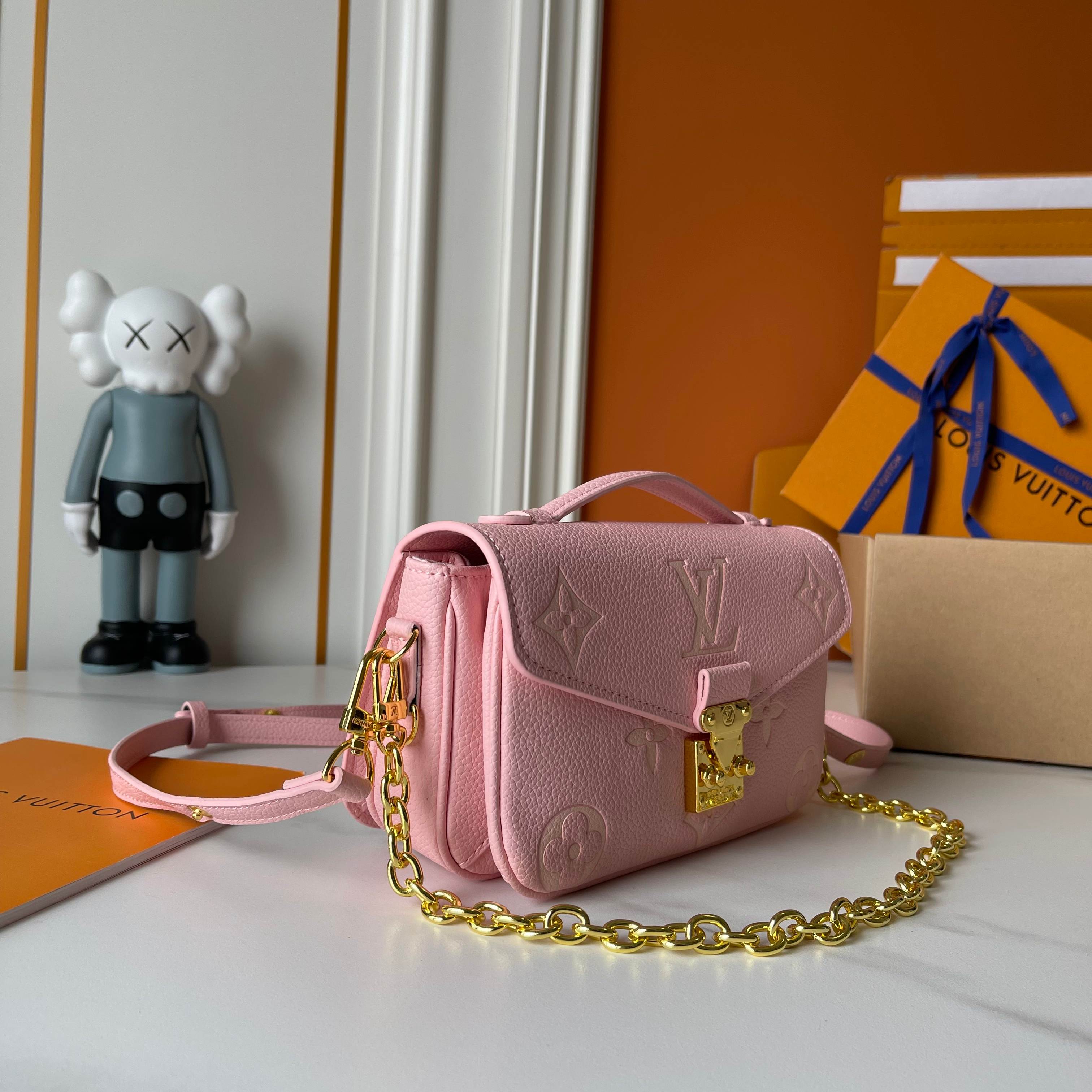 TOP Louis Vuitton LV Pochette Metis Bag 21.5X13.5X6cm - Pink