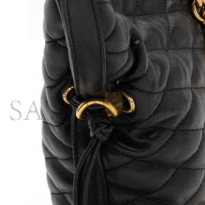 YSL LE POCHON MATELASSE IN QUILTED LAMBSKIN 7424401EL071000 (42*36.5*1cm)