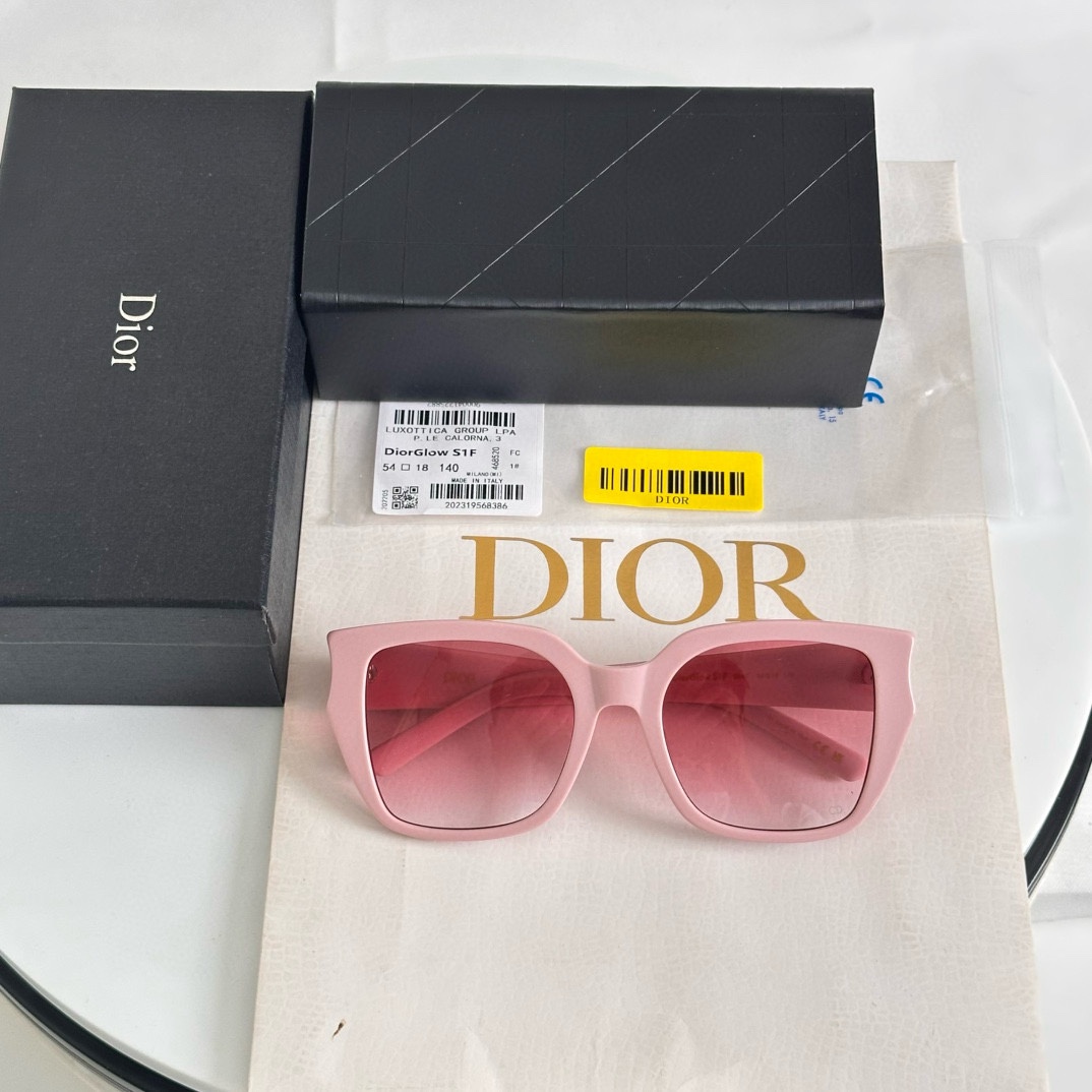 TOP CHANEL Sunglasses - 5 Colors