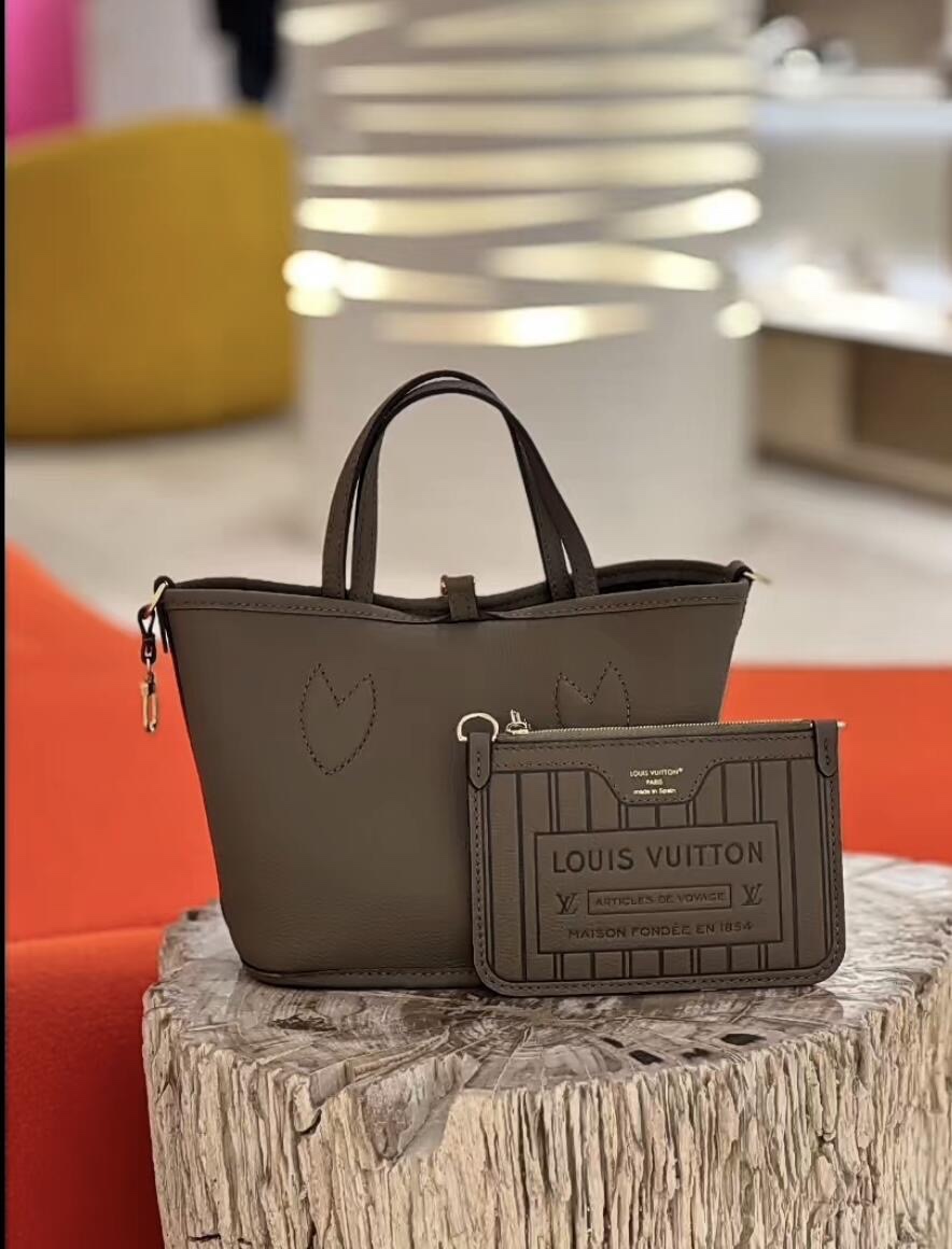 TOP Louis Vuitton LV  Neverful INSIDE OUT BB Bag 24x14x9cm - Coffee
