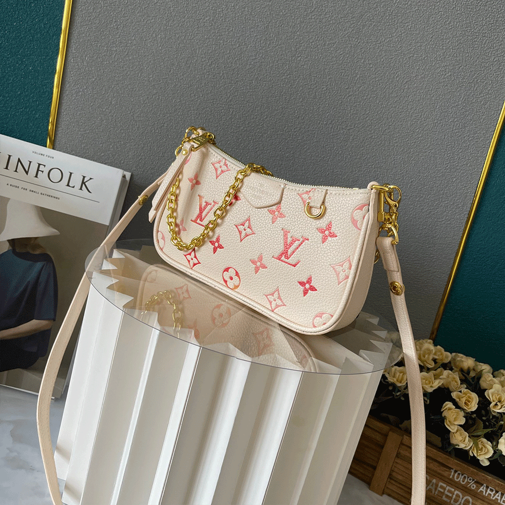 Louis Vuitton LV Easy Pouch on Strap  Bags （Replica）