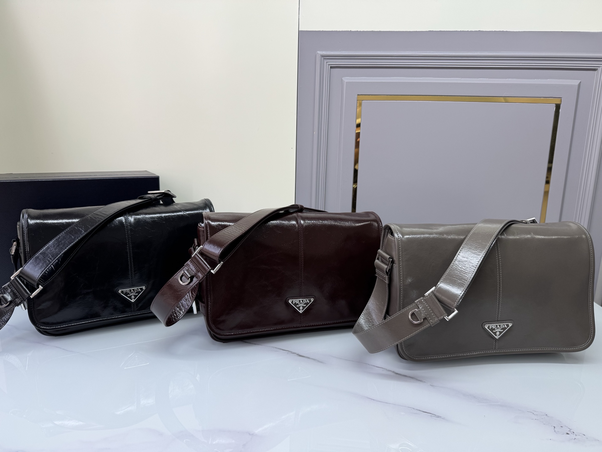 TOP PRADA Messenger Bag Wax Leather 30x20x11cm - 3 Color