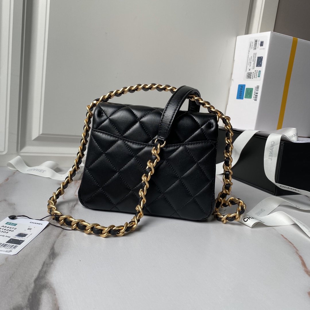 TOP CHANEL 24S Lambskin Handbag 18cm - Black&GHW