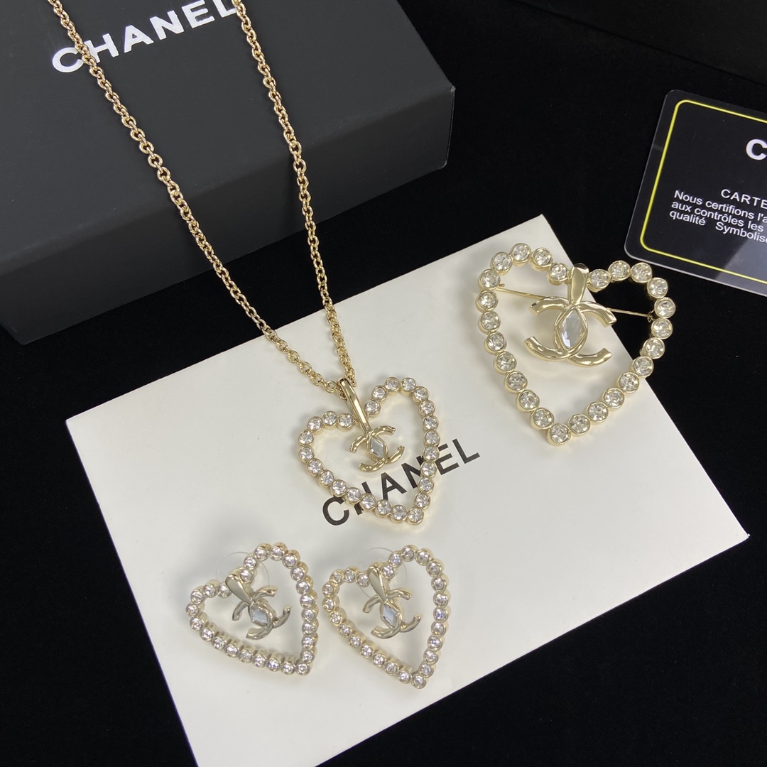 TOP CHANEL Necklace Earrings Brooch Set