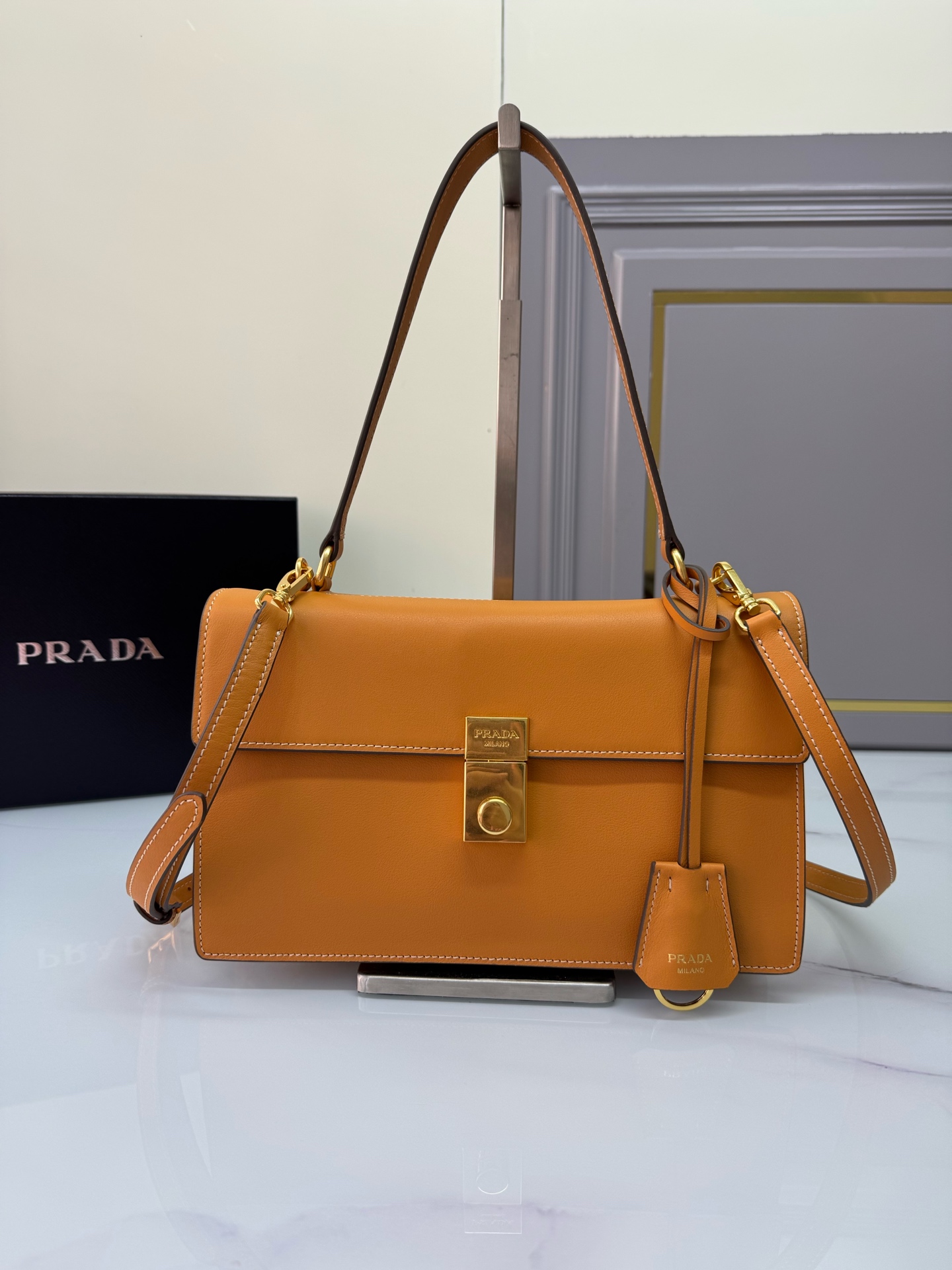 TOP PRADA Soft Sound Handbag Cowhide&Lnner Soft Sheepskin 28x17x11cm - 3 Colour