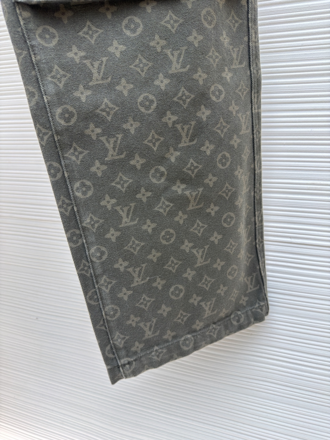LOUIS VUITTON 满印提花口袋长裤牛仔裤