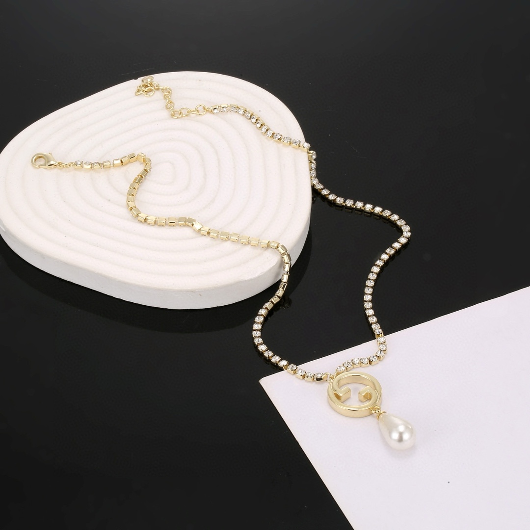 TOP GUCCI Necklace - Gold