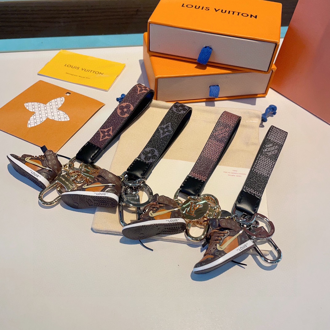 TOP Louis Vuitton LV Nike Co-branded Mini Shoes Keychain