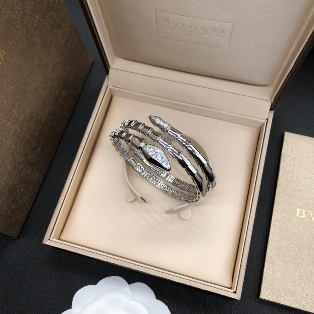 TOP BVLGARI Serpenti Viper Bracelet - 3 Color
