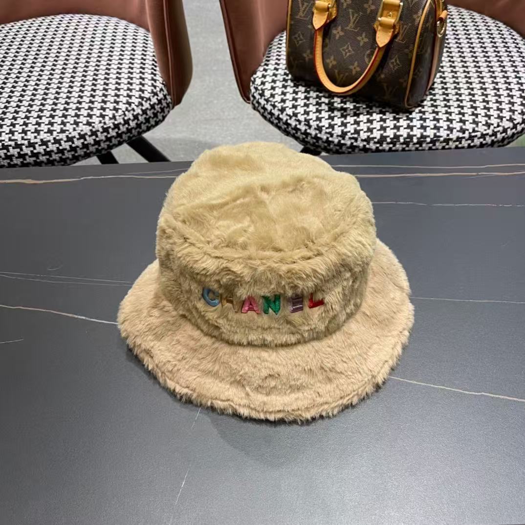 Chanel Fluffy bucket hat(Replica)
