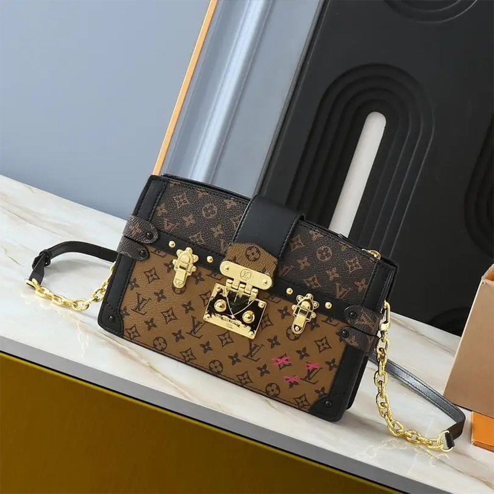Louis Vuitton LV Trunk Clutch Box Bag Clutch Shoulder Crossbody Bag   (Replica)