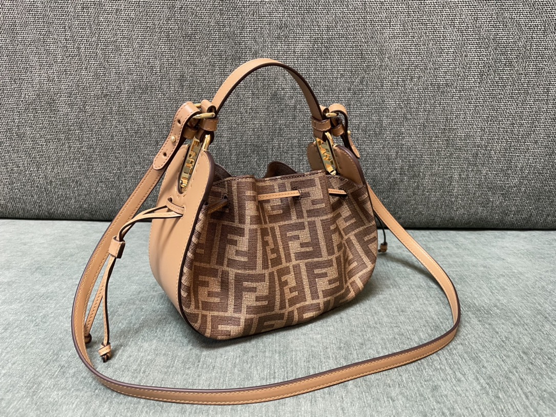 TOP FENDI Cowhide Mini Bucket Bag - 24×9.5×14cm