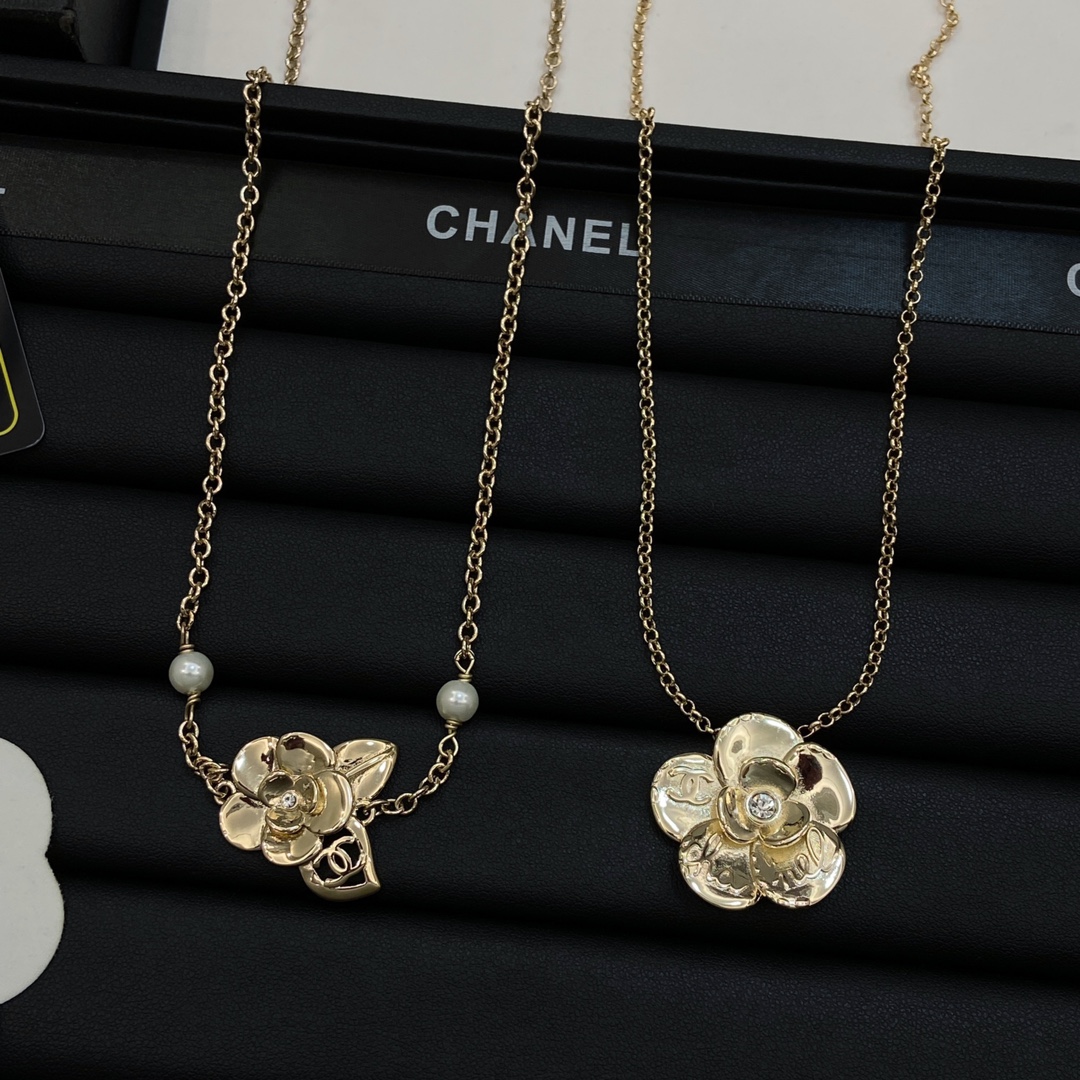 TOP CHANEL Necklace - Two Styles