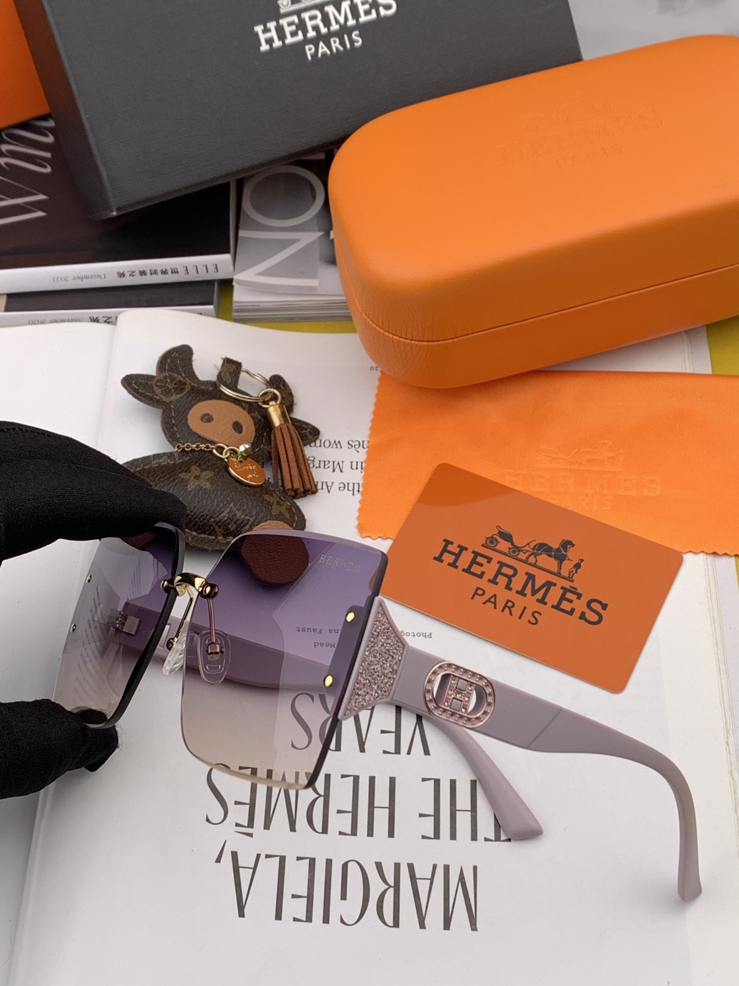 TOP HERMES UV Protection Classic Square Frame Design Sunglasses- 4 Colour