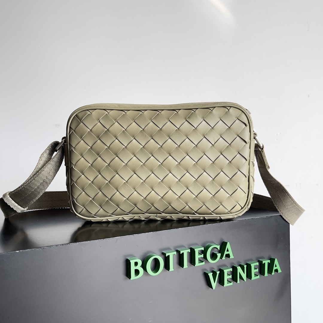 TOP Bottega Veneta BV lntrecciato Crossbody Bag - Three Colors