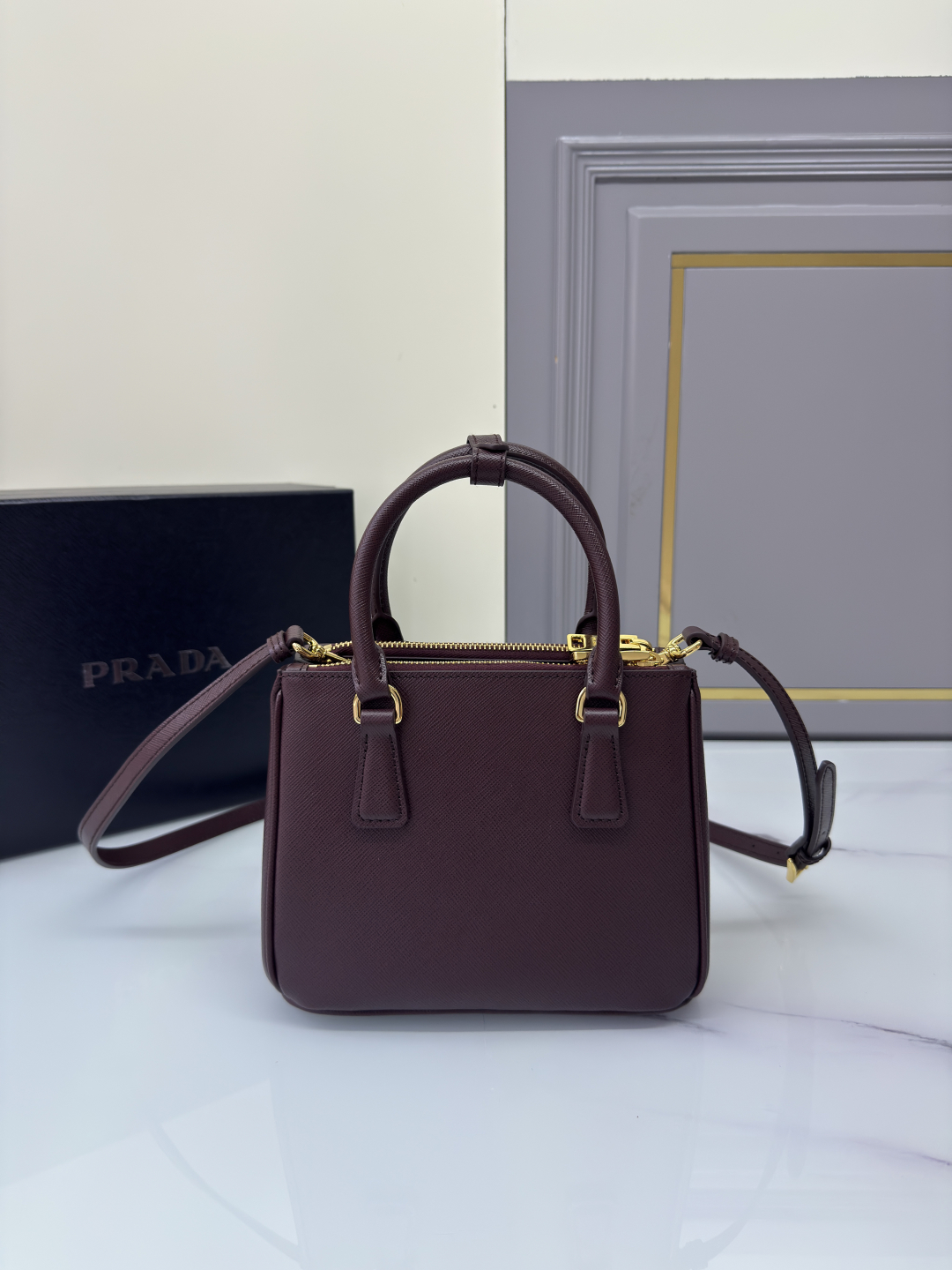 TOP PRADA Galleria Mini Saffiano Bag 20x15x9.5cm - Chocolate