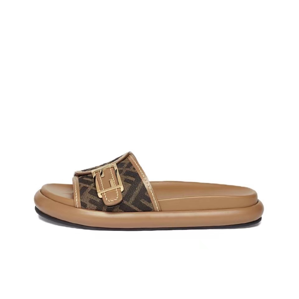 Fendi Leather Comfort Goes With Everything Shoes Sandal (Replica)