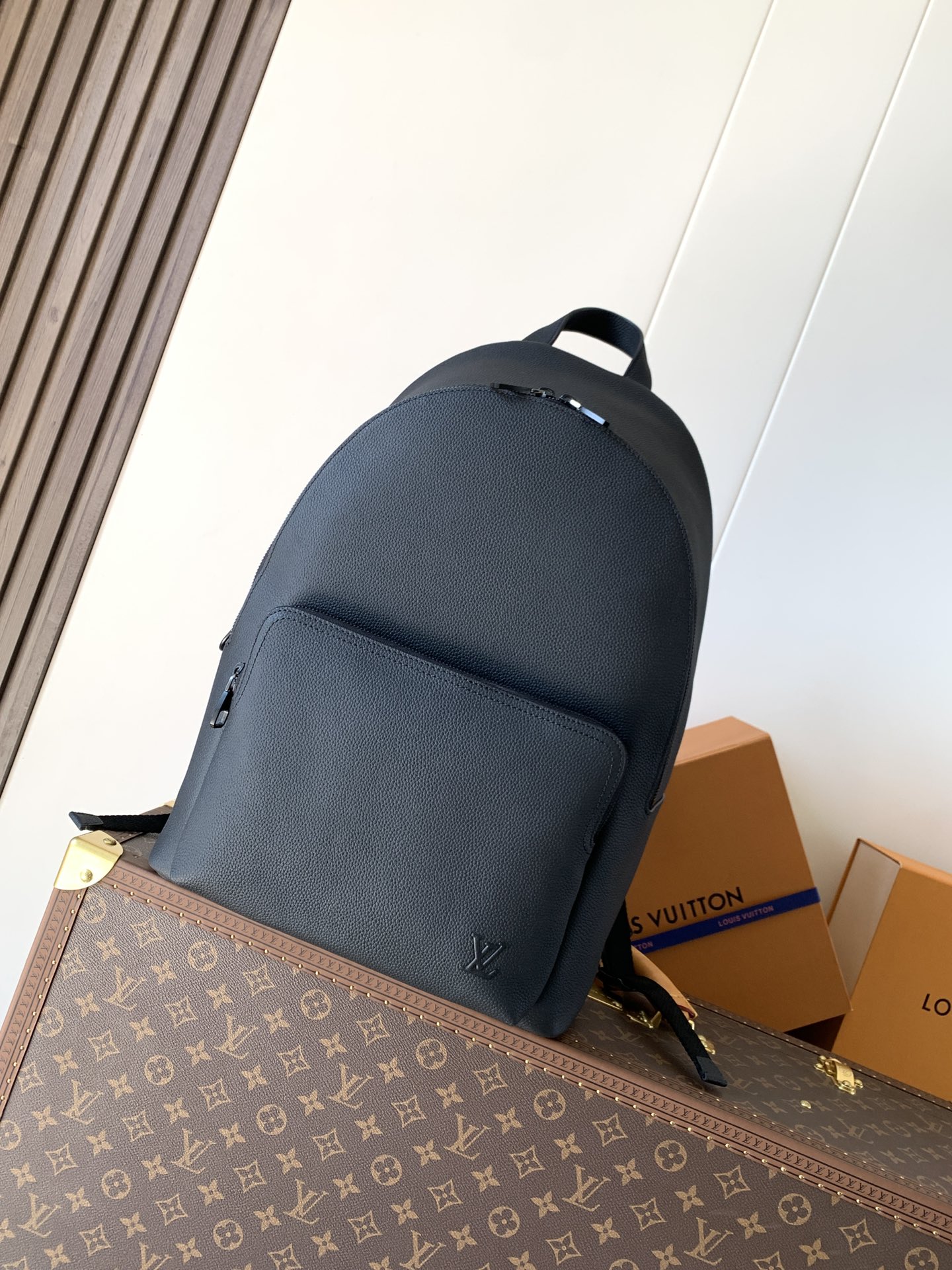 TOP Louis Vuitton LV Discovery Work Backpack 32x42x19cm - Black
