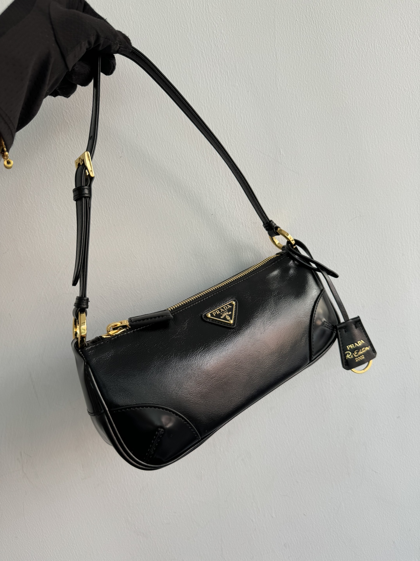 TOP PRADA Oil Wax Skin Underarm Bags 23.5x10x5cm - Black