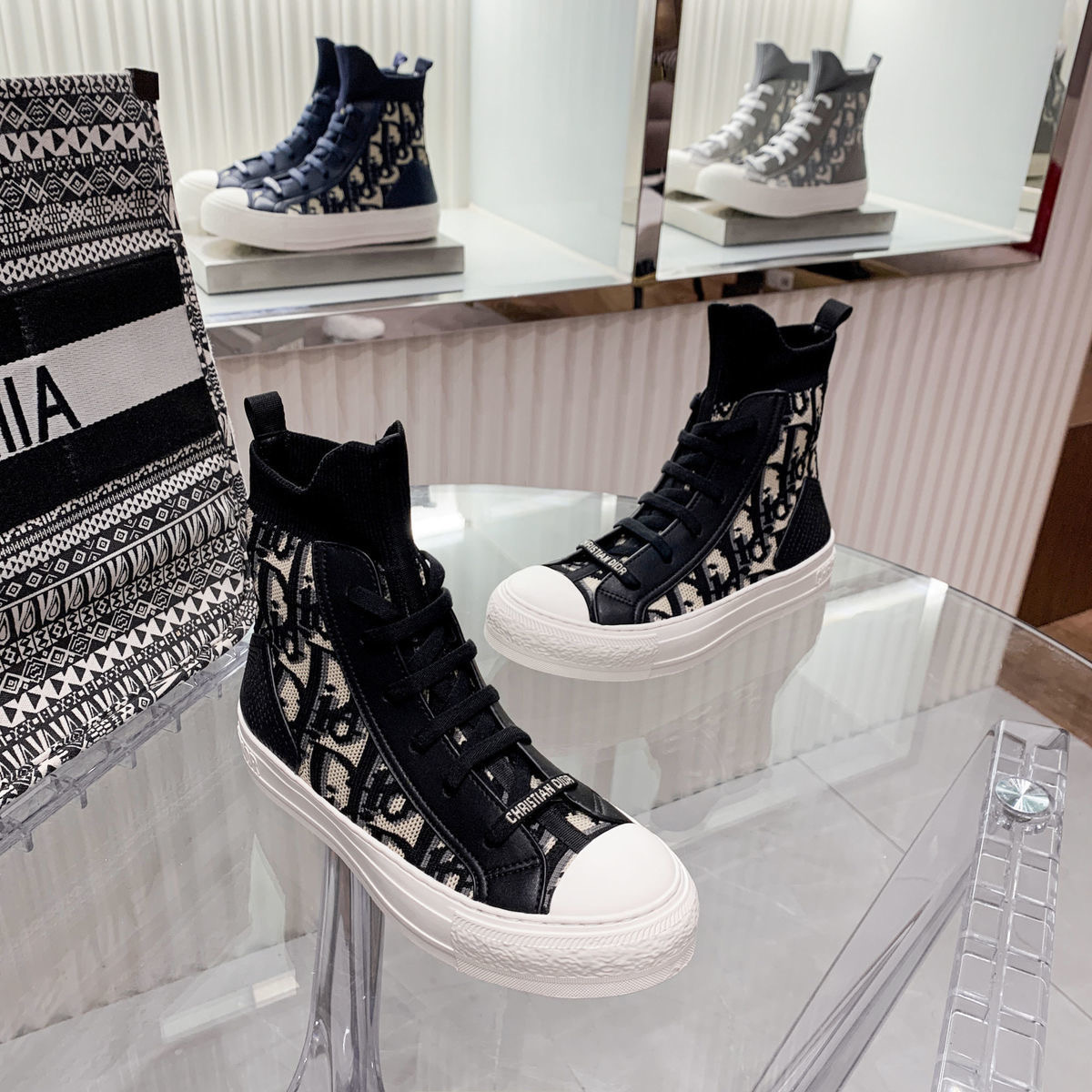 TOP Christian Dior High Top Sneakers-3 Colors