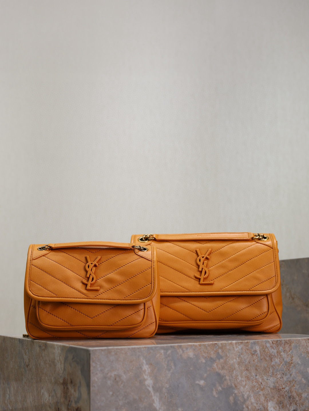 Top Yves Saint Laurent YSL Niki Sheepskin Bag 22x16.5x7.5cm/28x20.5x8.5cm - Orange