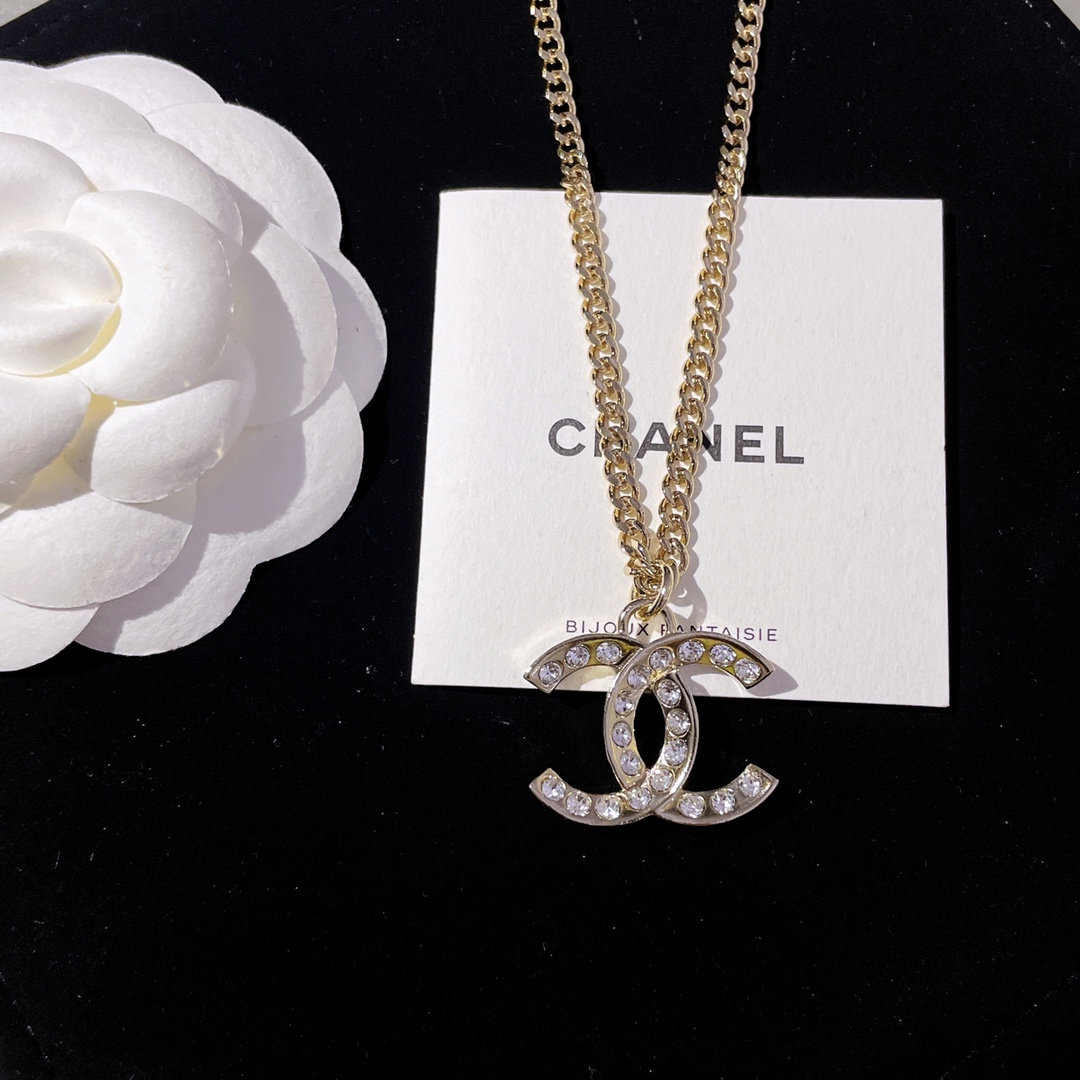 TOP CHANEL Chain Rope Lambskin Number 5 Necklace - Light Gold