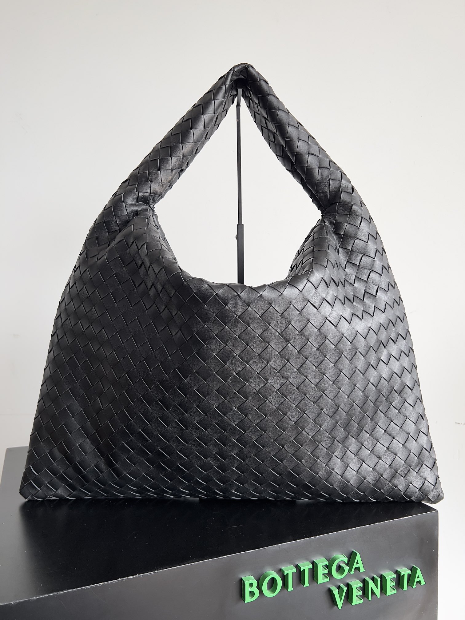 TOP Bottega Veneta BV Large Hop Bag 53x24x13 cm - Black