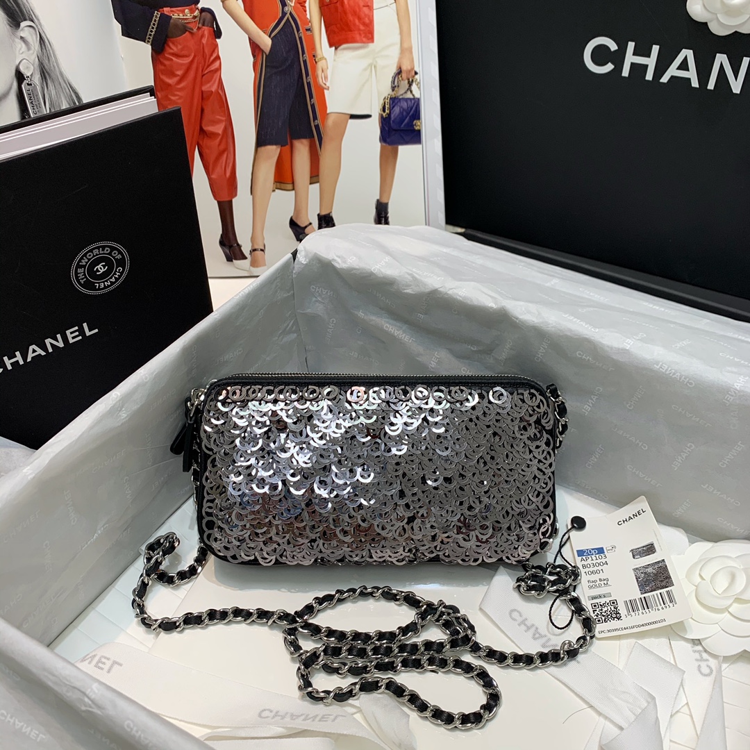 TOP CHANEL Sequins Evening Bag 19cm - Black