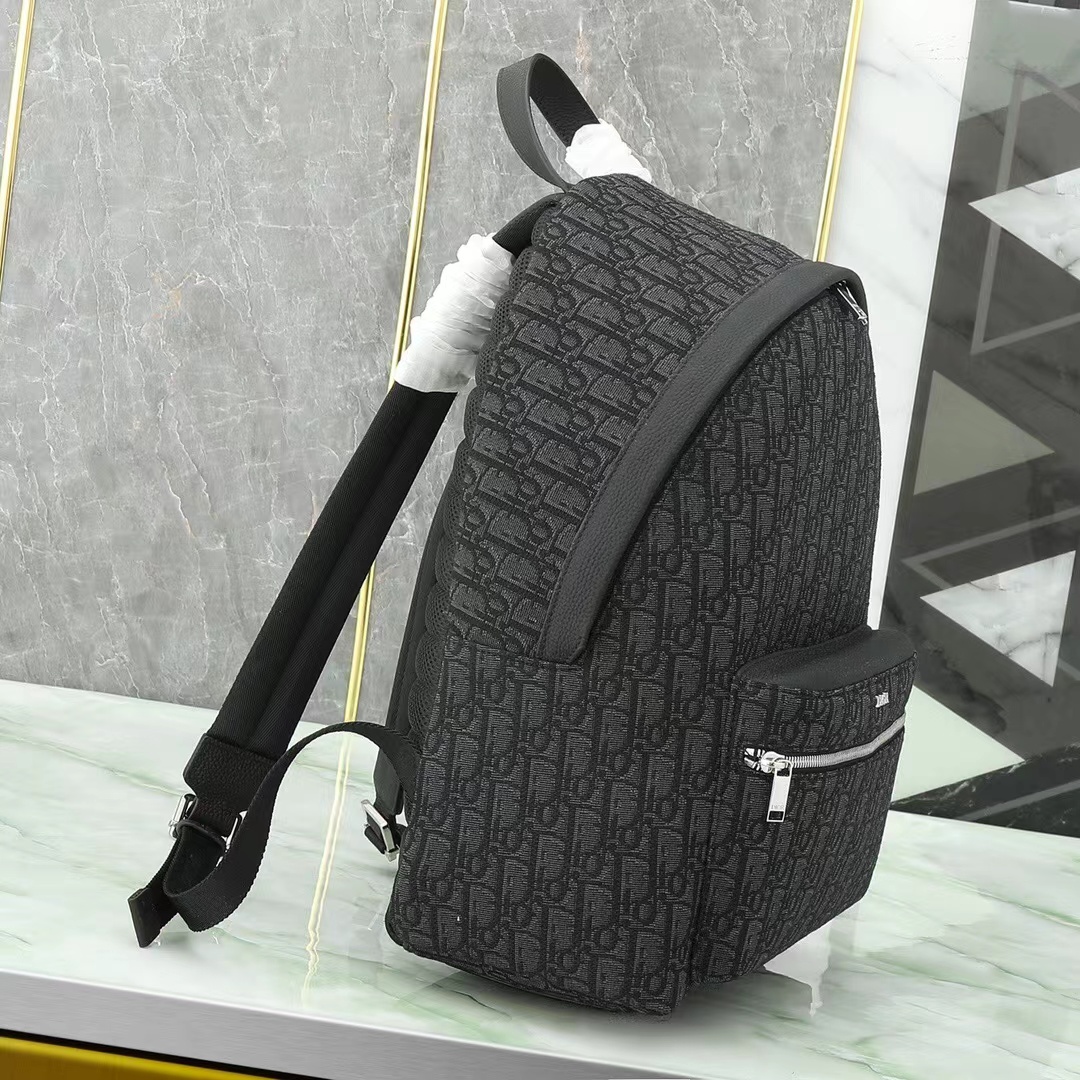 TOP Christian Dior Backpack 30×42×15CM - Black