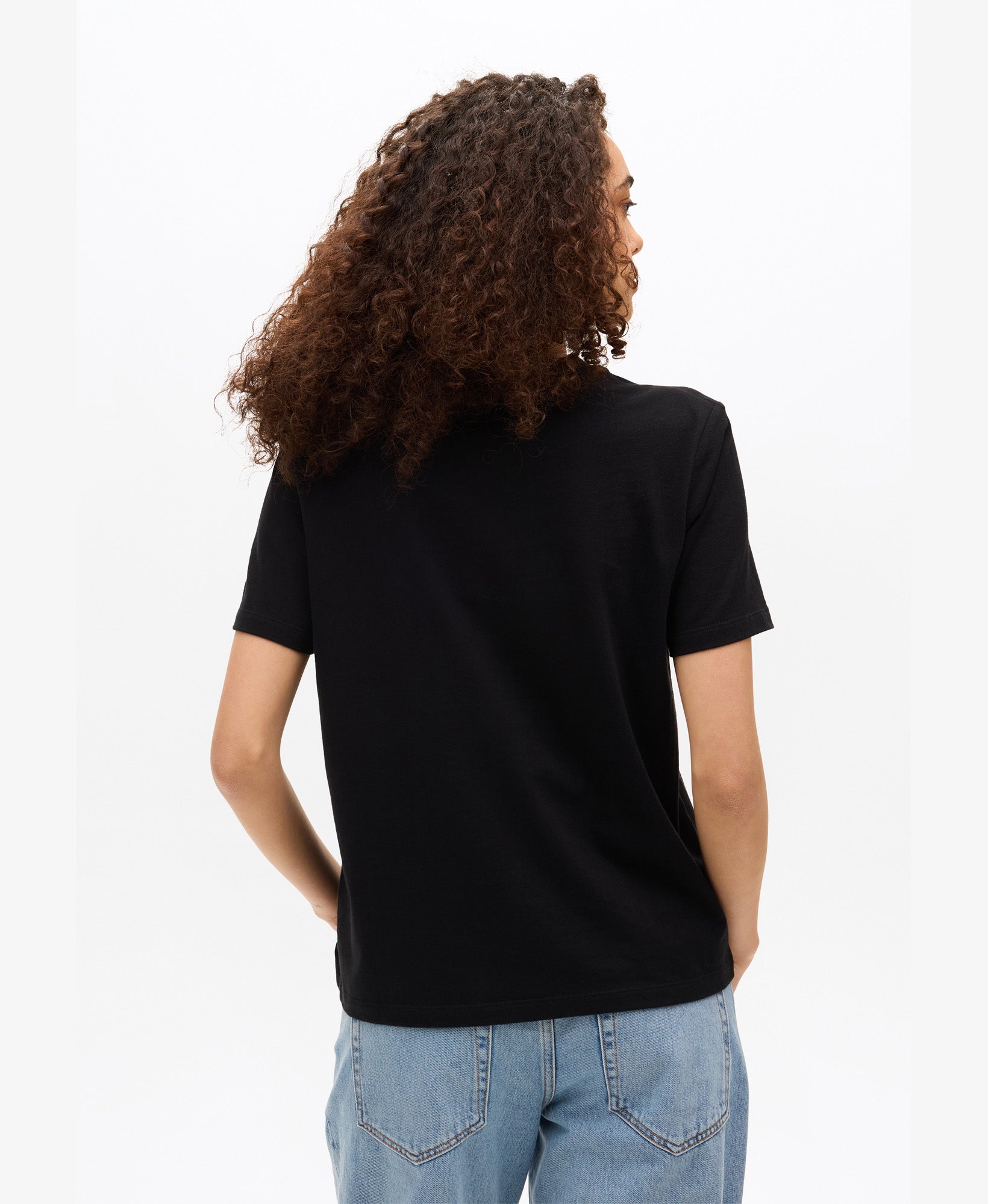 Vintage Logo Relaxed Tee | Black