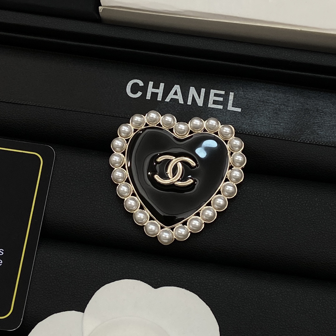 TOP CHANEL CC Broochs - 2 Colors