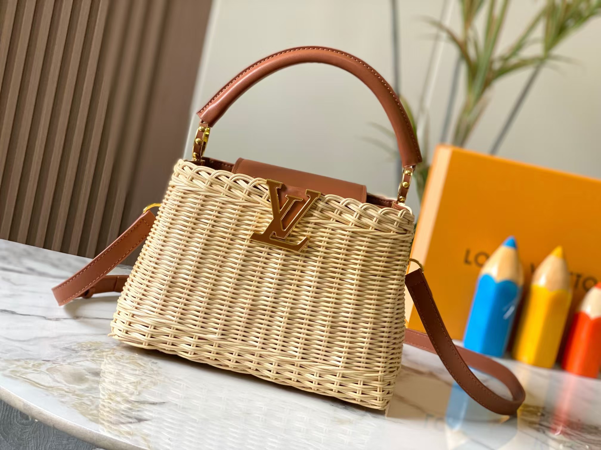 TOP Louis Vuitton LV Capucines Bamboo Buckle Bag 27.0 x 18.0 x 9.0 cm - Brown