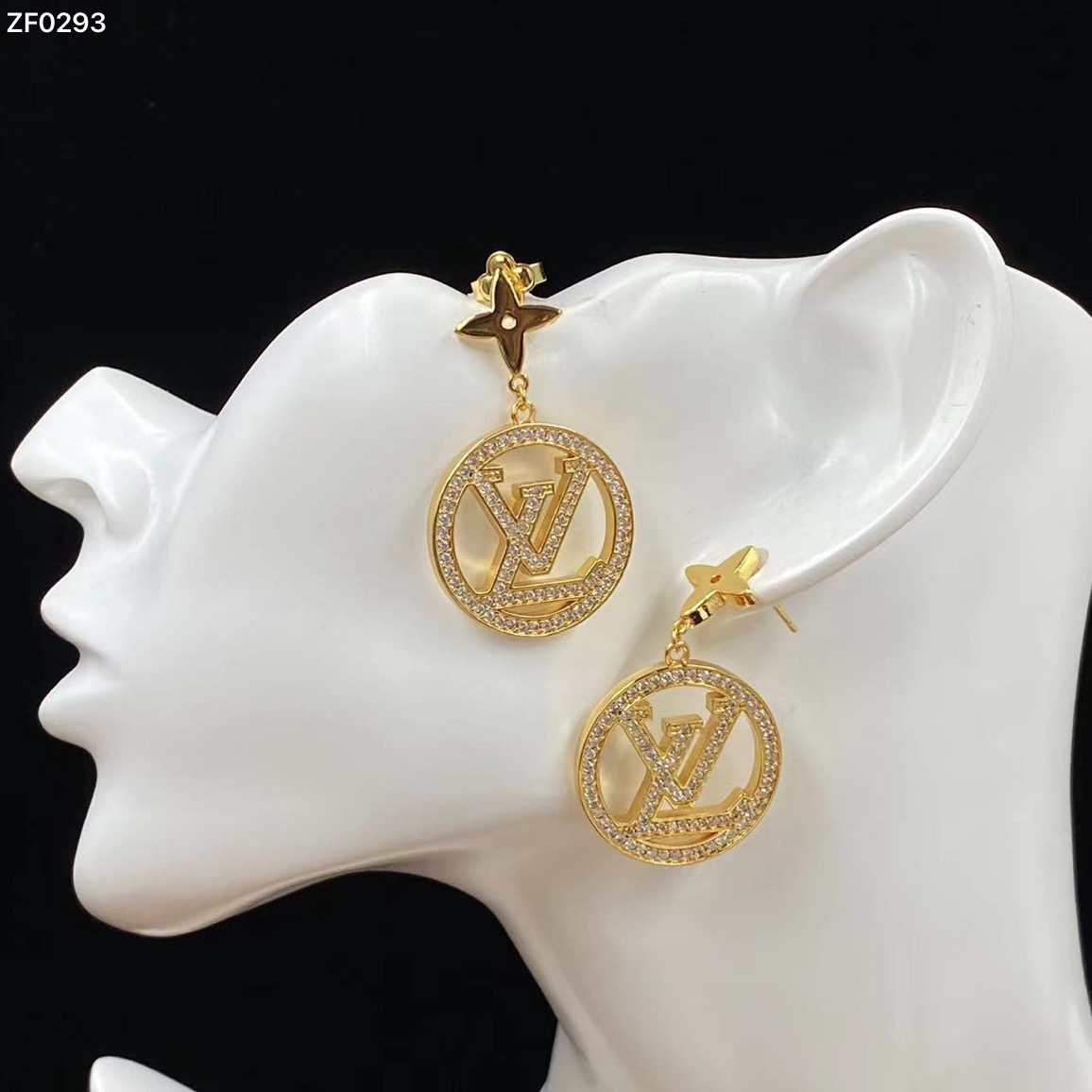 TOP Louis Vuitton LV Round Hoops Earrings