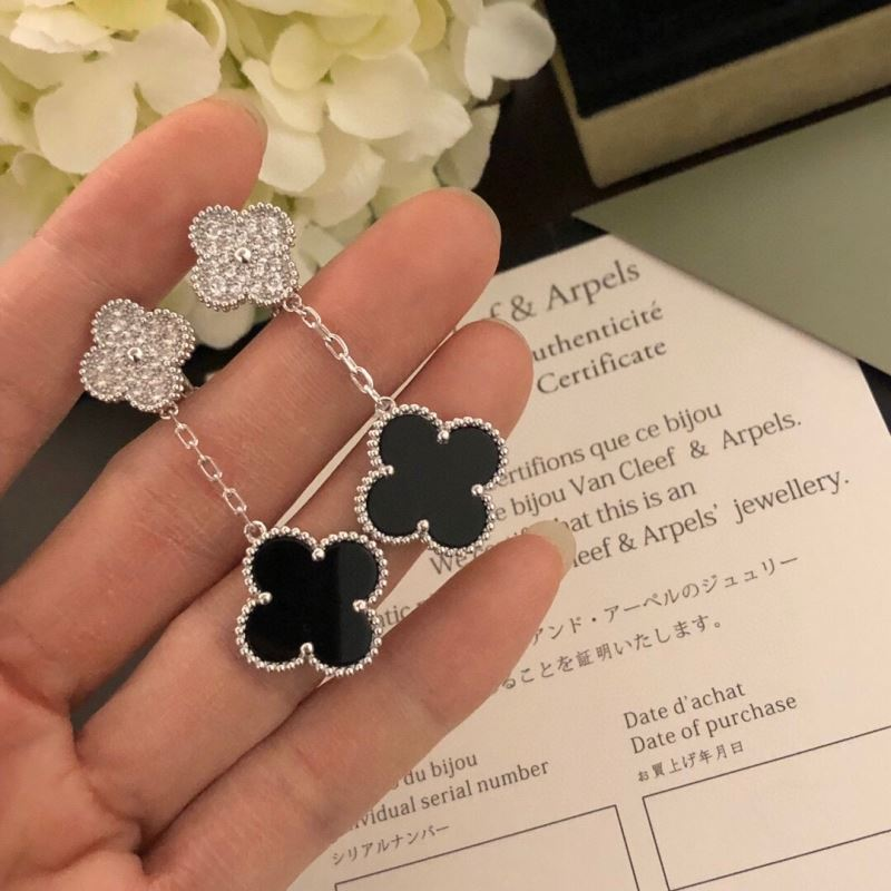 Van Cleef & Arpels Vca Four-Leaf Clover Earrings Pendant