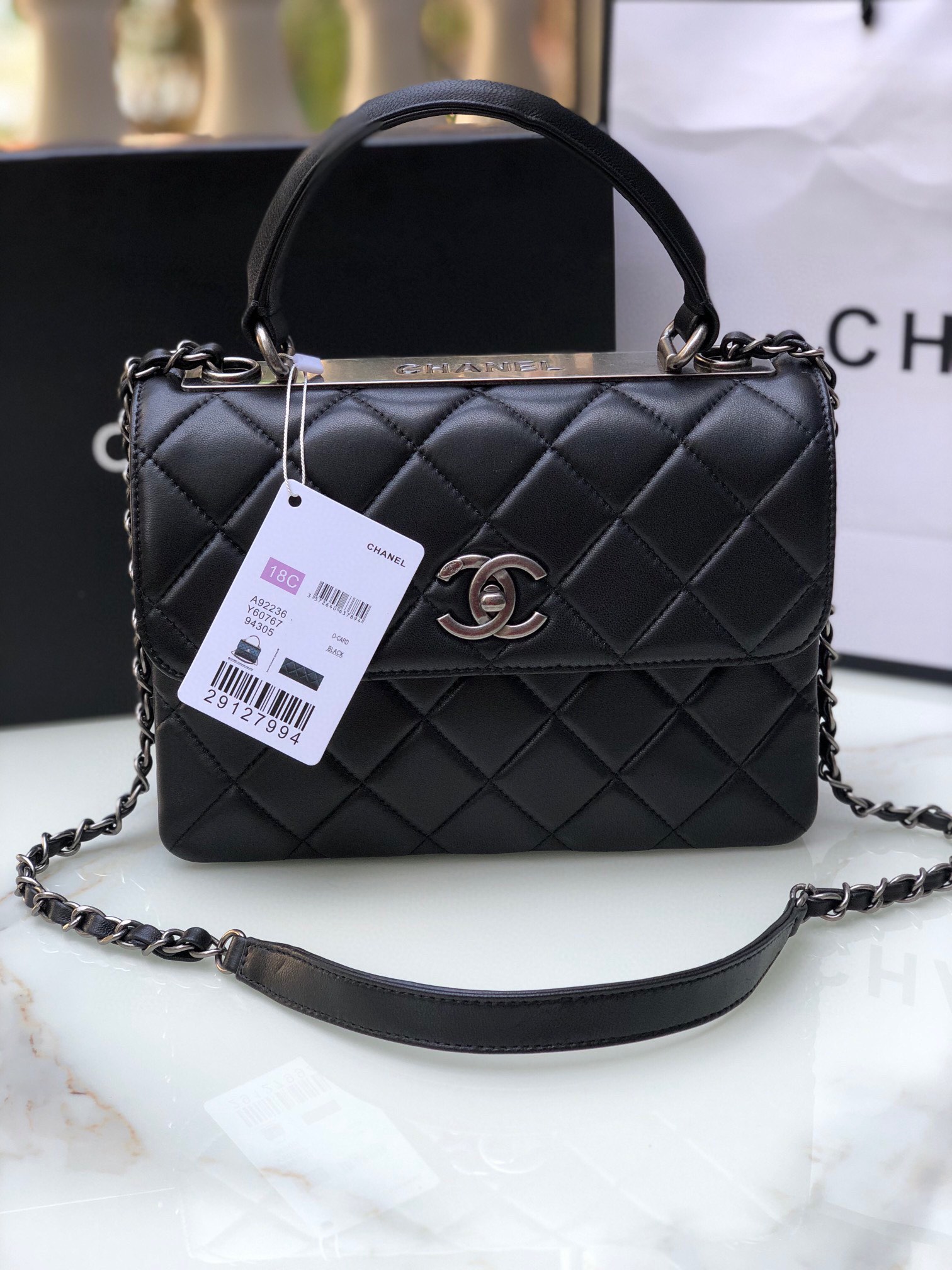 TOP CHANEL Trendy Bag COCO Handle 25cm - Black