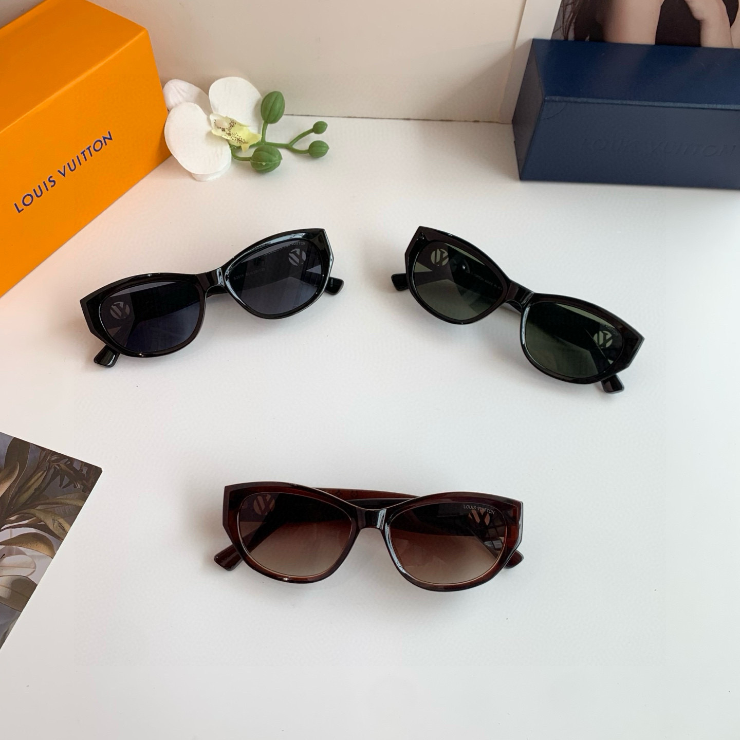 TOP Louis Vuitton LV Sunglasses - 3 Colors