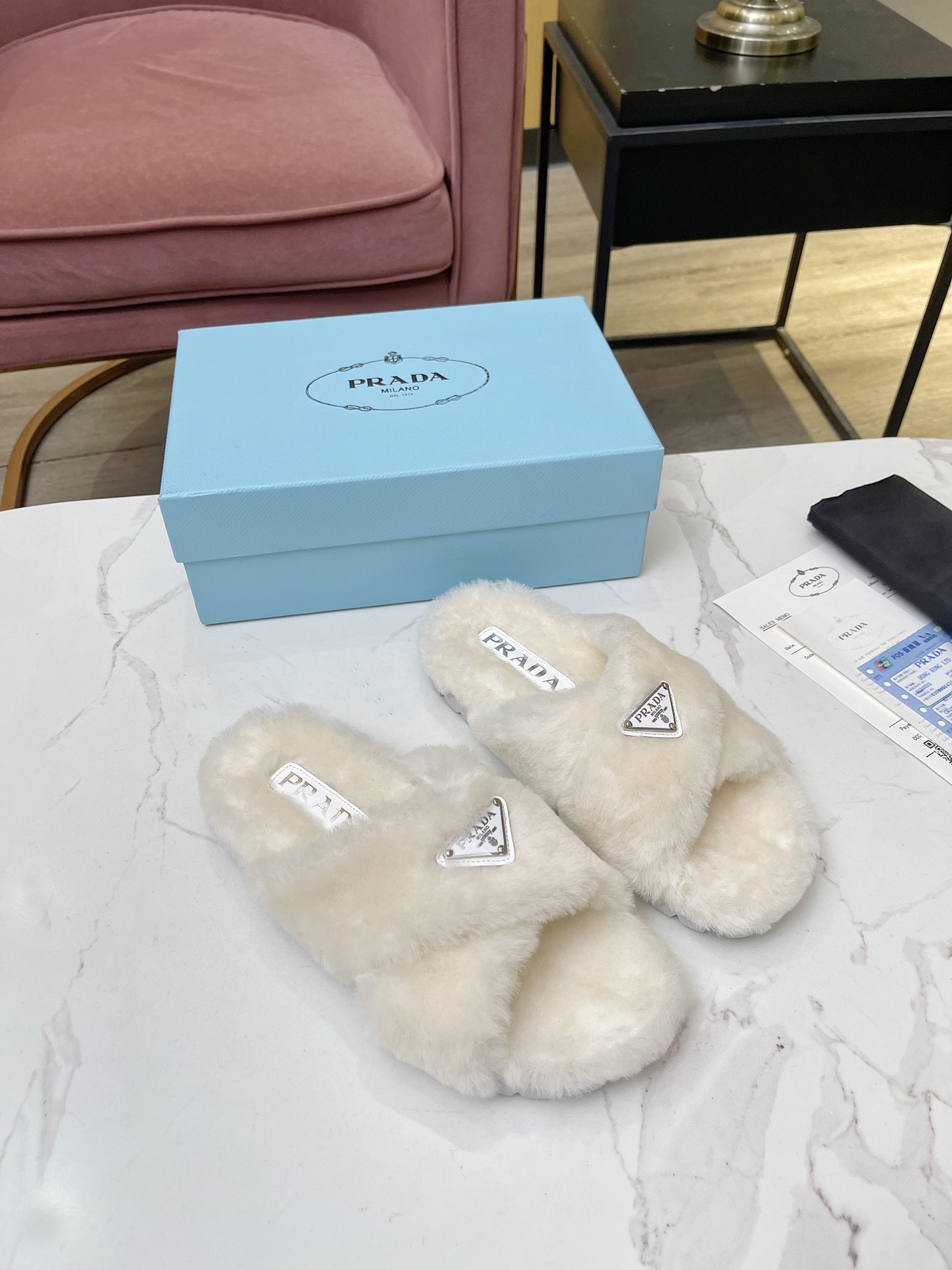 TOP PRADA Pure Lamb Wool Material Slippers - 5 Color