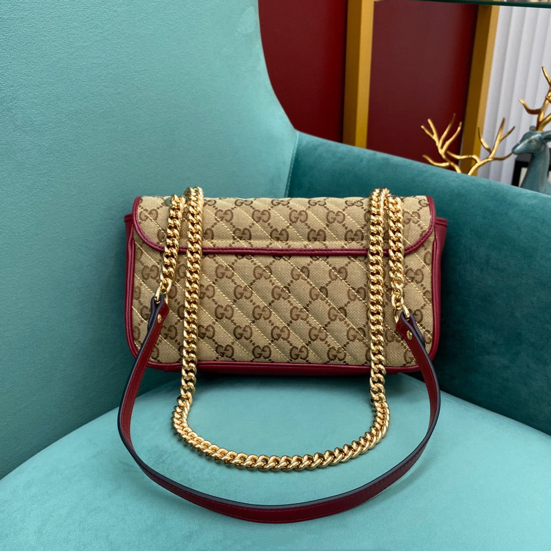 TOP GUCCI GG Marmont Bag Matelasse  Canvas Shoulder Small 26cm - Red